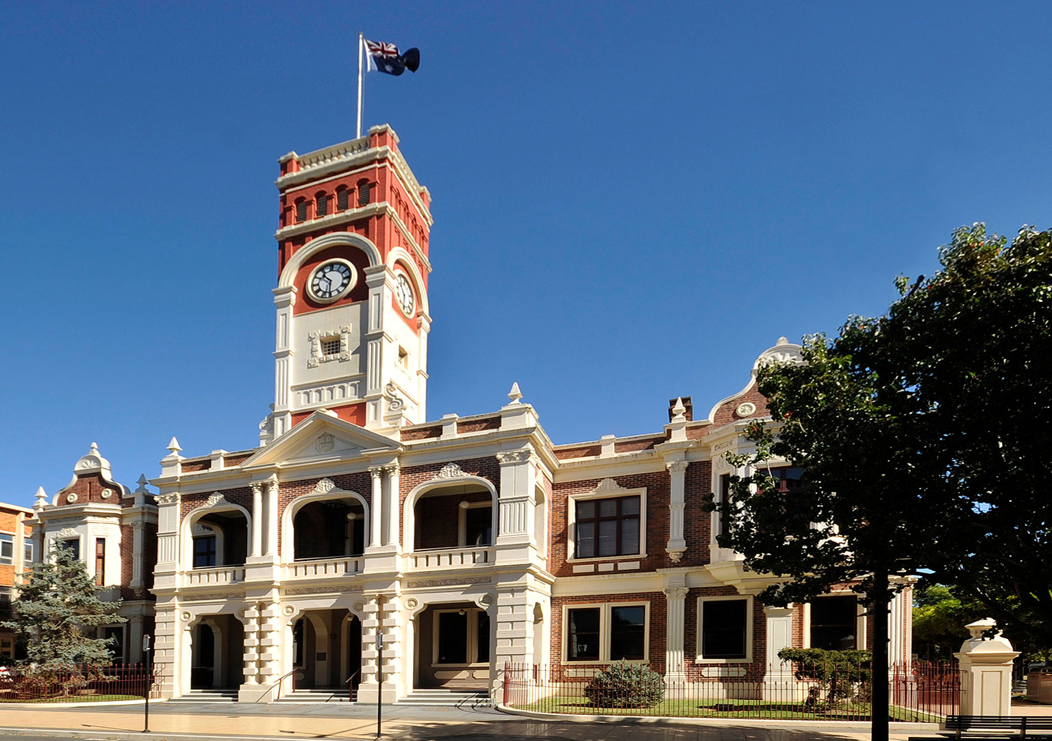 Commercial & Retail Leasing Lawyers | CLO Lawyers Toowoomba