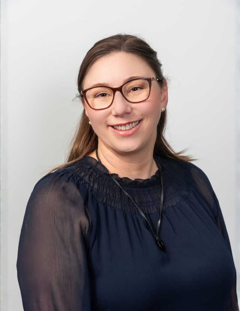 Carly Hendy - Paralegal | CLO Lawyers